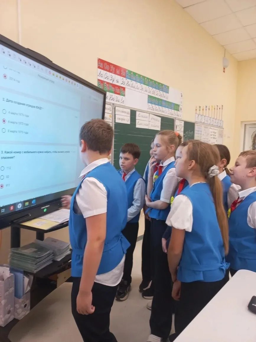 Резервный отряд ЮИД "Сигнальные огоньки"